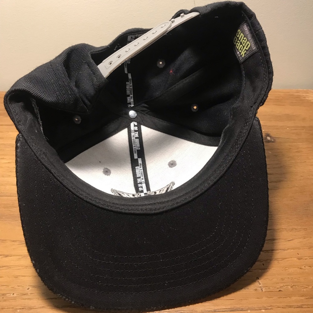 snapback - Picture 2 of 2